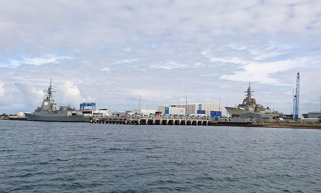 HMAS_Hobart_and_Brisbane_at_ASC_Osborne
