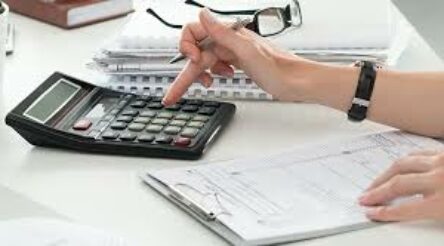 Image for Ombudsman investigating R&D Tax Incentive audits, treatment of small business