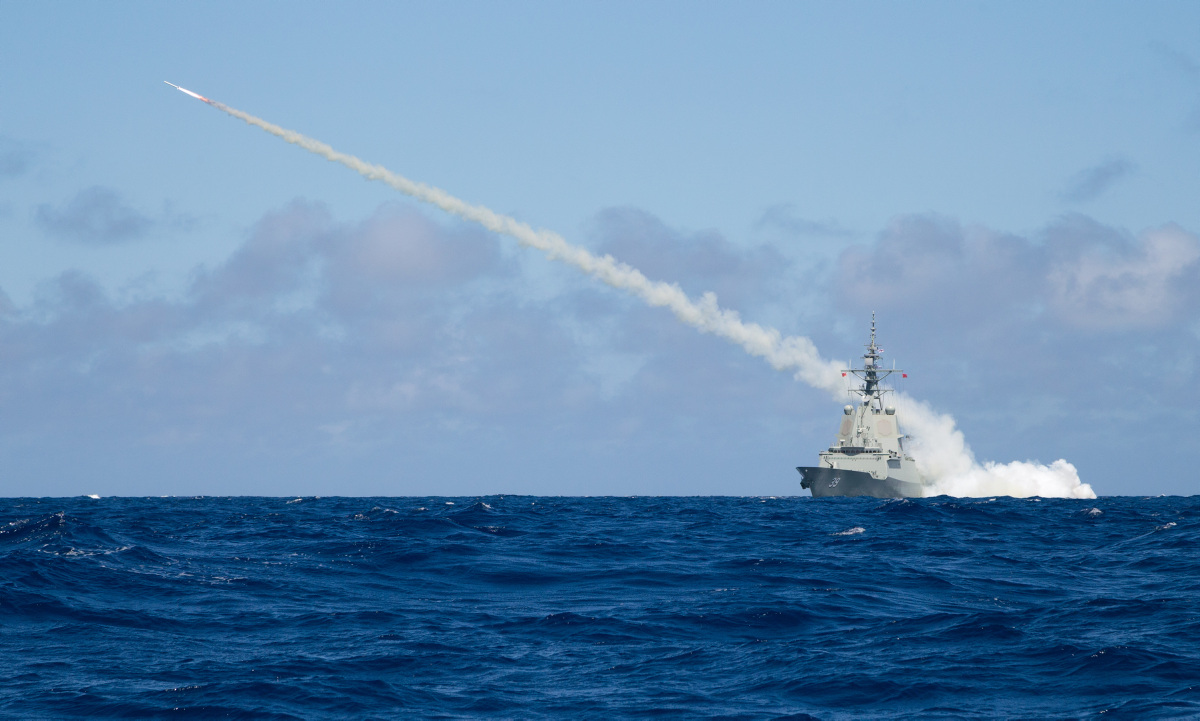HMAS Hobart Successfully Fires Harpoon Blast Test Vehicle