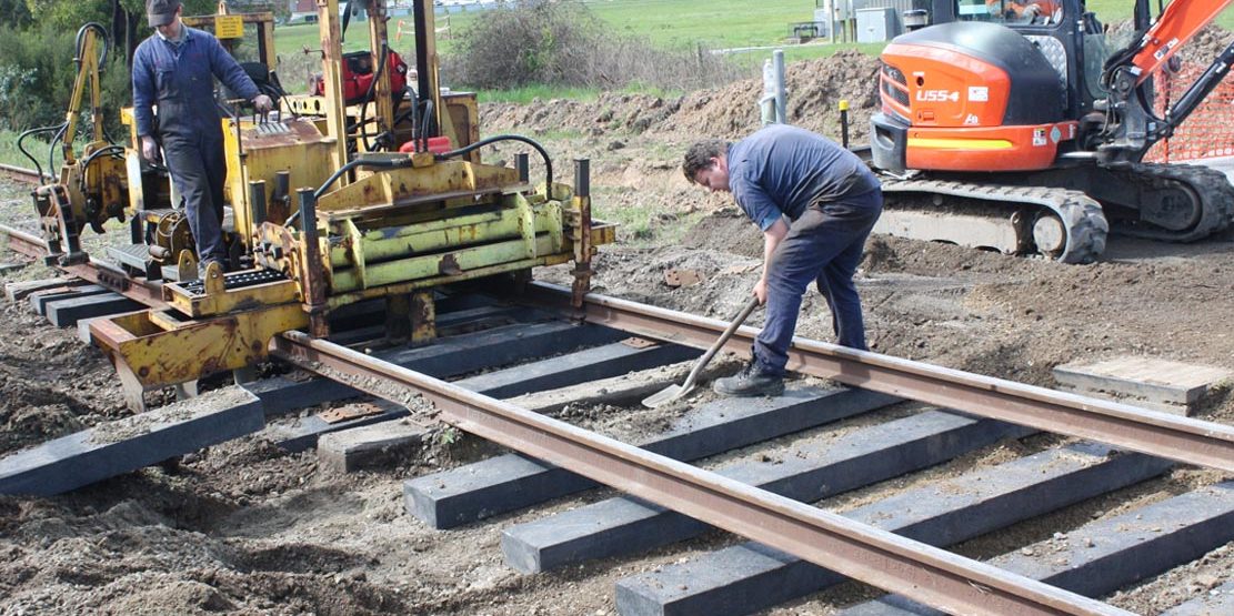Mornington-Railway-Sleepers-LP1111x833-Pr6-1111×555