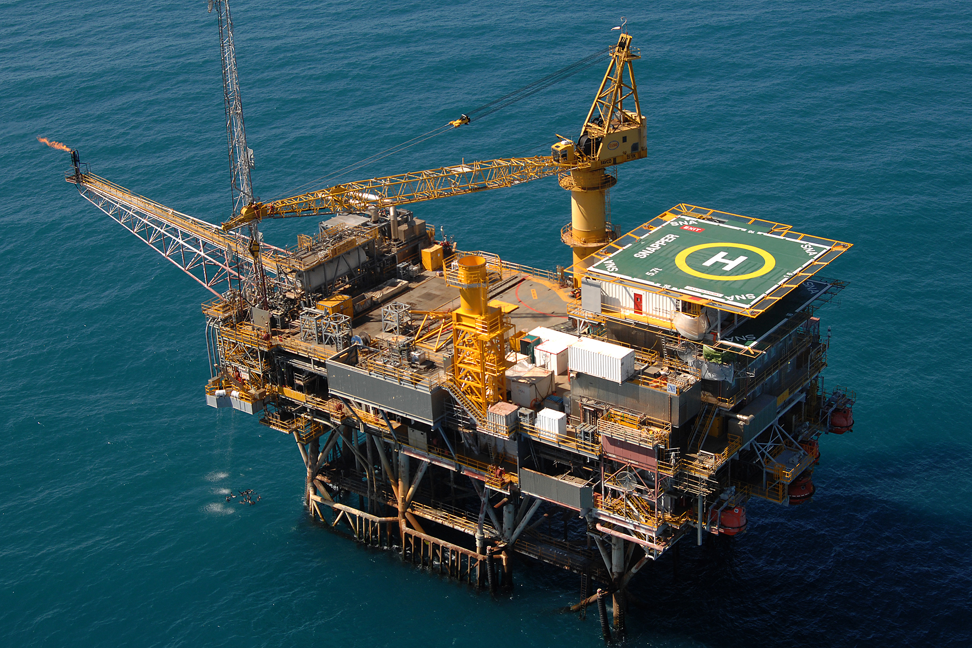 OffshorePlatformSnapper2000px