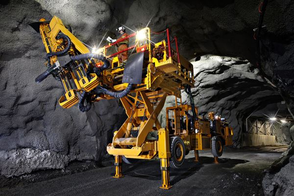 The federal government has announced a new $1.5 million program aimed at linking Australian mining equipment, technology and services (METS) companies with Indian miners.