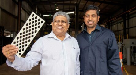 Image for New plaster is faster, lighter and stronger, say USQ researchers