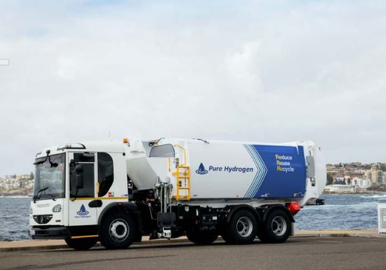 Pure Hydrogen debuts hydrogen powered waste truck
