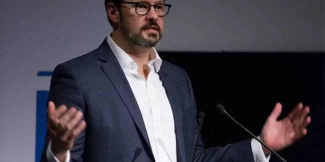 Ed_Husic_Tech_Leaders_800x600-1.jpg-800×400