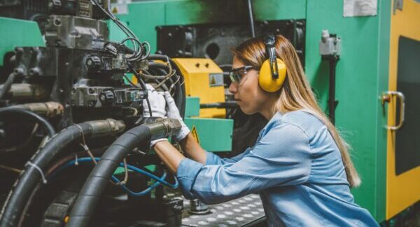 news-woman-fixing-machine-1220_x_732