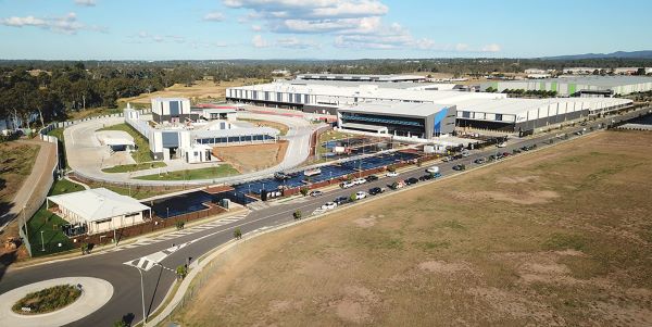 land400-construction-feature