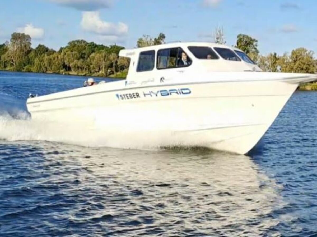 Ampcontrol and Steber launch hybrid boat Australian Manufacturing Forum