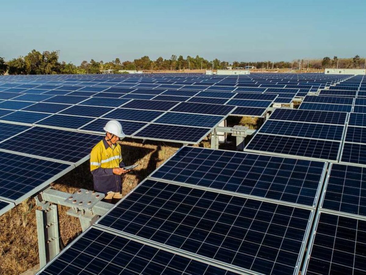 solar-farm-1024×585-1-1200×900-c-default