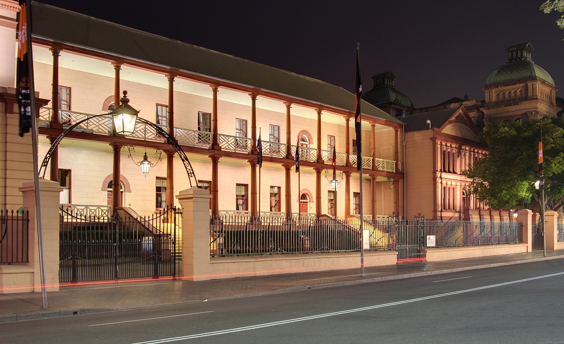 Parliament_house_sydney_nsw.