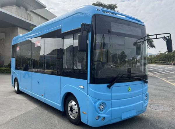 Pure Hydrogen sells electric bus, hydrogen heavy vehicles