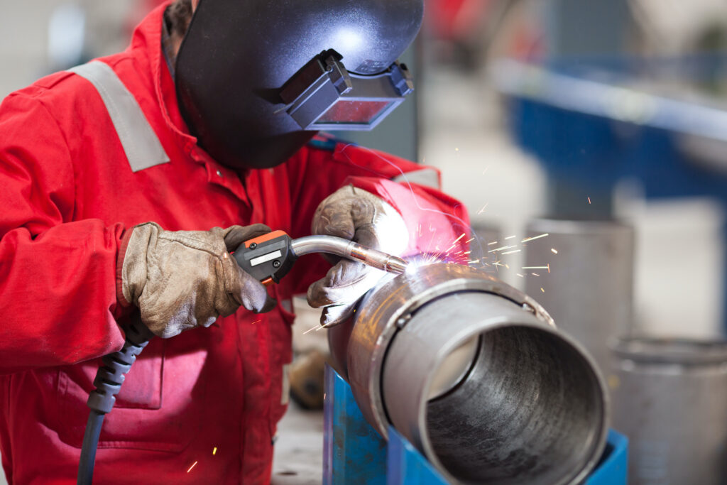 Weld Australia launches two free safety training courses