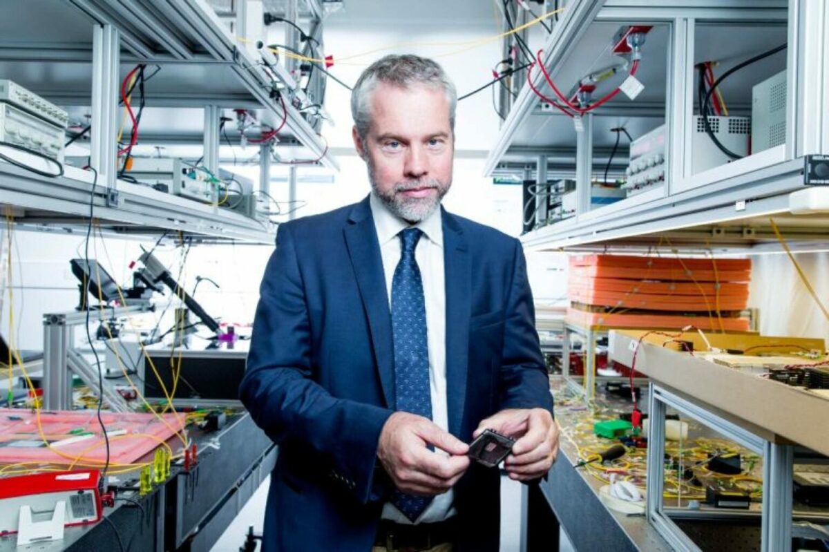 Head-of-Sydney-Nano-Prof-Ben-Eggleton-appointed-Pro-Vice-Chancellor-Research-1536×1023