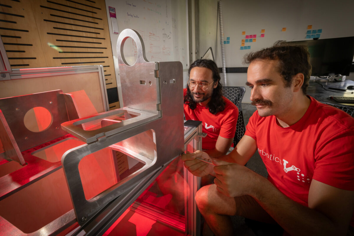 Verbotics – Nathan Larkin and Andrew Short 038A2650