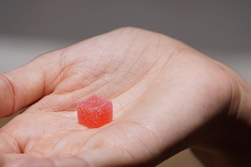 Cannabis-infused_gummies_with_CBD