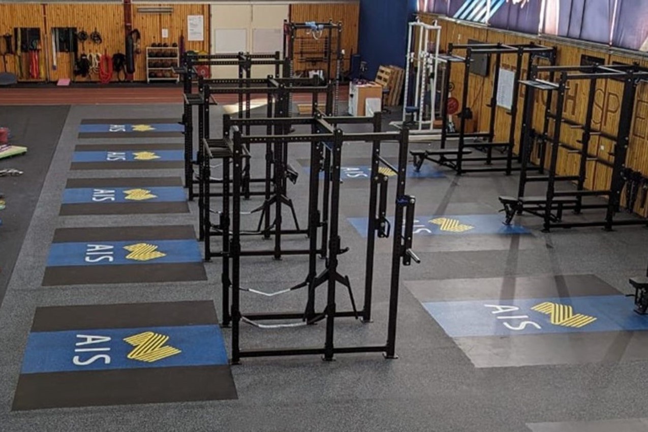 AlphaFit-1