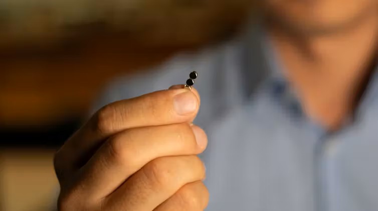 Tiny robot tools powered by magnets could one day do brain surgery without cutting open the skull
