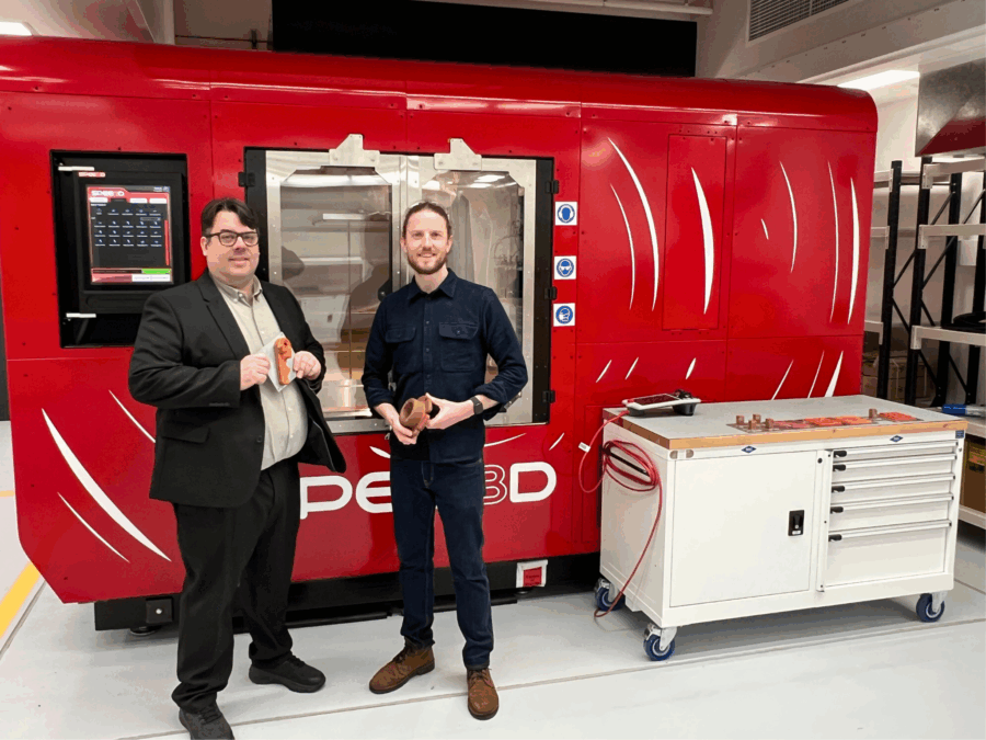 University of Sydney WarpSPEE3D Installation SMH_Patrick McCarthy Senior Staff Engineer (right) and SPEE3D CTO Steven Camilleri (left)