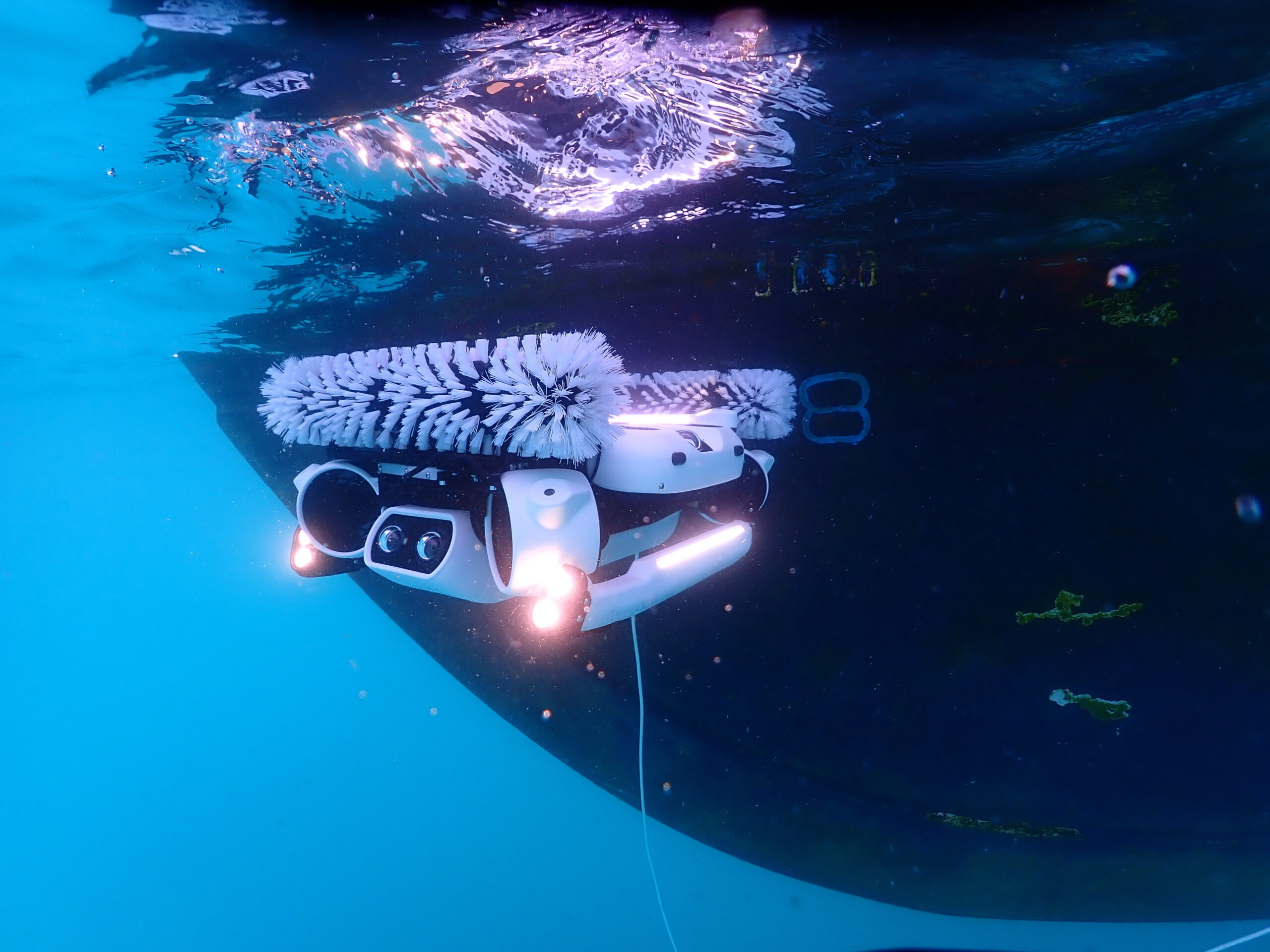 Hullbot