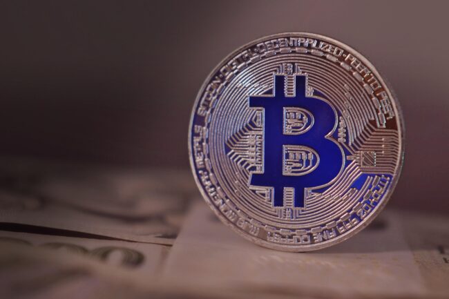 bitcoin-2868704_1920