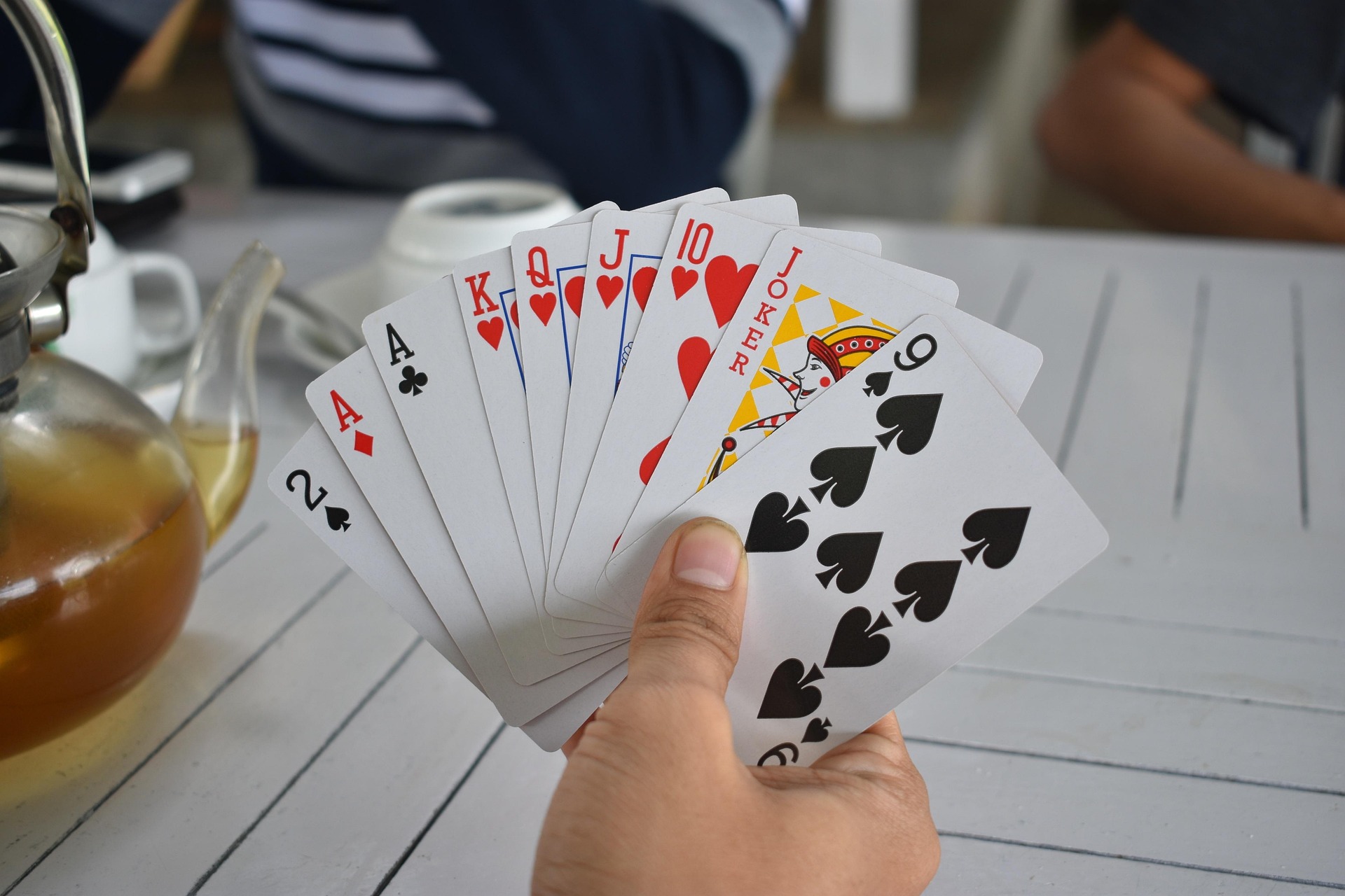 playing-cards-2652168_1920 (1) live-casino-games-online-best-real-dealer-casinos-to-play-today